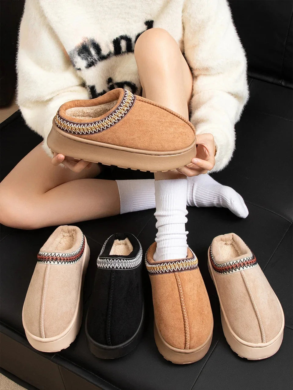 Women's Embroidered Plush Slippers - Indoor/Outdoor